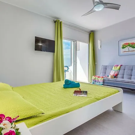 1204 Spectacular View Studio Refurbished New 公寓